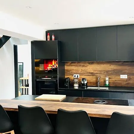 Maison D'archi Neuve Tatil Evi *